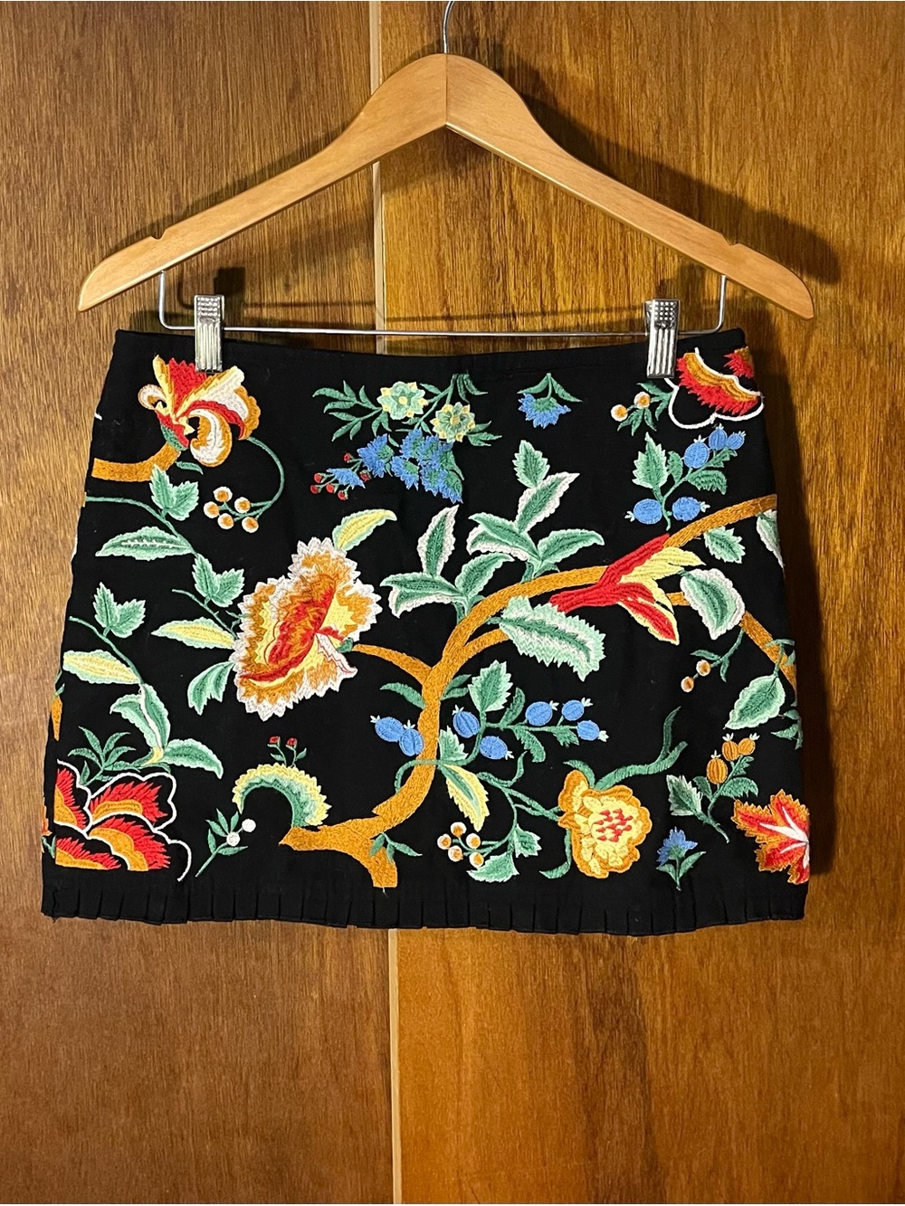 Zara Black Mini Skirt with Multicolor Floral Embroidery